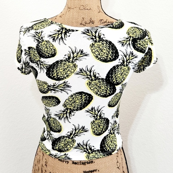about a girl Los Angeles pineapple themed top cap sleeve Med - Picture 3 of 6